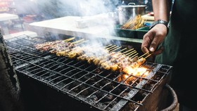 Sate DJ Gabung GrabFood, Omzet Pun Meroket