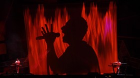 Heboh Aksi Panggung Musisi di BRIT Awards 2017