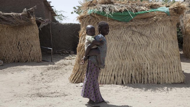 Beberapa korban tewas atau terluka oleh peluru. Boko Haram juga membakar rumah warga, membuat kehancuran desa lebih dari 60 persen.