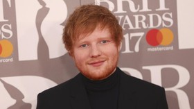 Ed Sheeran Kuak Misteri Cincin Perak di Jari Manisnya