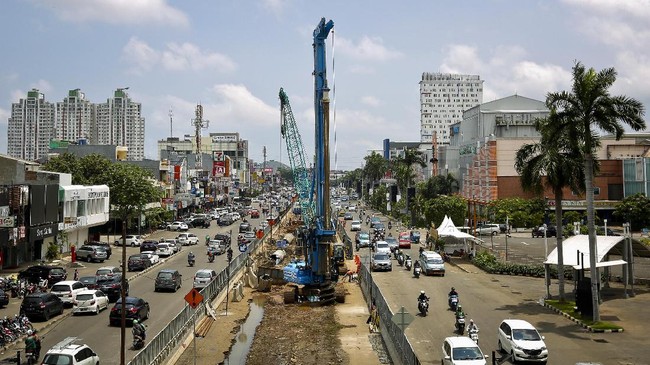 Ratu Prabu Grup mengklaim Export-Import Bank of China (China Eximbank) akan mendanai proyek Light Rail Transit (LRT) Jabodetabek senilai Rp405 triliun.