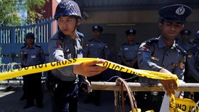 Belasan Tewas dalam Bentrokan Rohingya-Polisi Myanmar