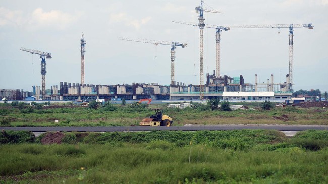 Kementerian Perhubungan memastikan Bandara Internasional Kertajati beroperasi sebelum musim keberangkatan haji 2018 untuk melayani masyarakat setempat.