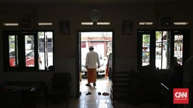 Membuktikan Khasiat Pijat Haji Naim