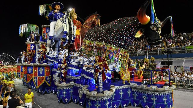 Sao Paulomengatakan pada hari Jumat (24/7) telah menunda penyelenggaraan karnaval tahun 2021 tanpa batas waktu yang ditentukan.