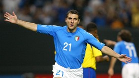 Christian Vieri Kini Hidup Sebagai Playboy di Pantai Miami