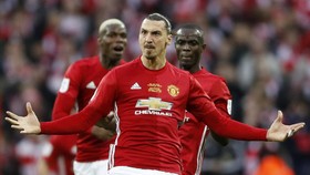 Sensasi Tua-tua Keladi di Manchester United