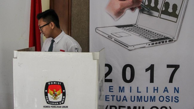 Anggaran sebesar Rp452 miliar untuk seluruh tahap verifikasi parpol, meliputi penyusunan regulasi, sosialisasi, verifikasi adminitrasi, dan verifikasi faktual.
