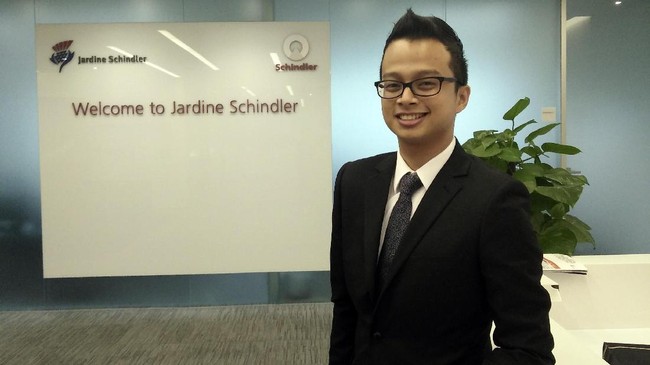 Alumnus President University itu mendapatkan kesempatan belajar di Jardin Matheson & Co Ltd yang berbasis di Hong Kong untuk memperkuat pengalamannya.