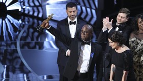 Cerita di Balik Tragedi Salah Amplop di Oscar 2017
