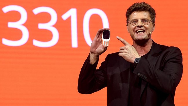 Nokia, melalui HMD Global, secara resmi merilis ponsel Nokia 3310 untuk membangkitkan kenangan. Seperti ini bentuknya.