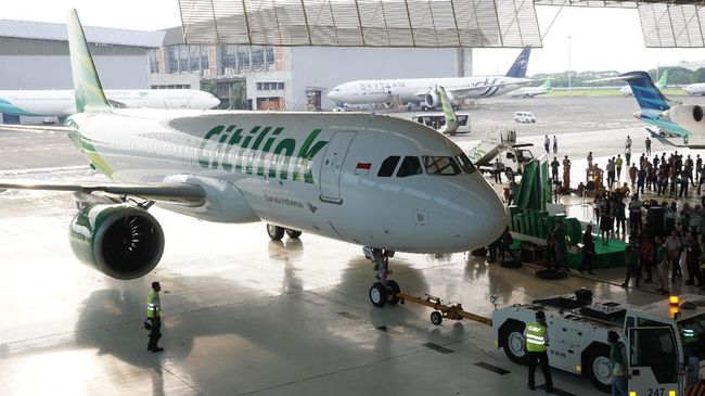Citilink Berlakukan Bagasi Berbayar Mulai 8 Februari PT Citilink Indonesia menyatakan akan memberlakukan kebijakan bagasi berbayar mulai 8 Februari mendatang agar pendapatan mereka bertambah.