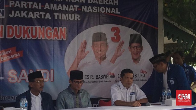 Deklarasi itu secara resmi disampaikan Ketua DPD PAN Jakarta Timur Johan Musyawa. Dia berharap suara arus bawah didengar oleh elite partainya.