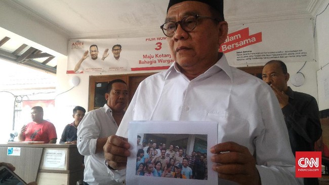 Wakil Ketua Tim Pemenangan Anies -Sandi menyebut calon wakil gubernur petahana Djarot Saiful Hidayat diduga melakukan kampanye terselubung. 
