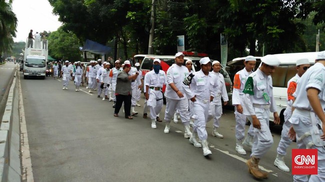 Ketua Bantuan Hukum FPI Sugito Atmo Pawiro menyebut selama ini ada yang membiaskan informasi bahwa FPI tidak mendukung Pancasila sebagai dasar negara.