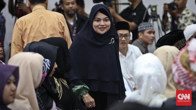 Syarifah Fadhlun siap memberikan kesaksian untuk membuktikan suaminya tidak terlibat dalam dugaan percakapan mesum, walaupun dia mempertanyakan dasarnya.