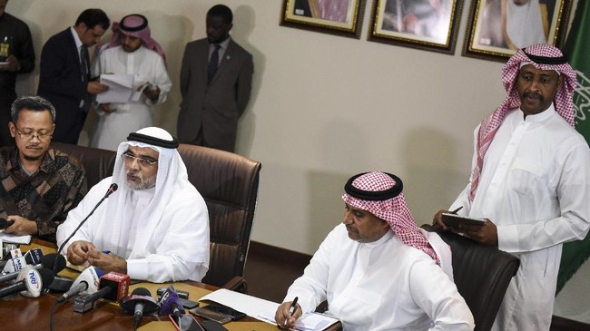 Duta Besar Arab Saudi untuk Indonesia enggan berkomentar soal isu pertemuan Raja Salman dengan pemimpin FPI, Rizieq Shihab.