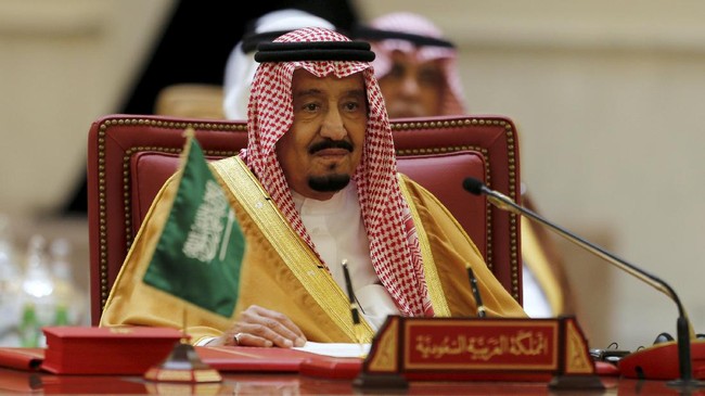 Arab Saudi dan negara Arab seperti Bahrain, Uni Emirat Arab, Bahrain, bahkan Mesir memutus hubungan diplomatik dengan Qatar yang disebut mendukung teroris.