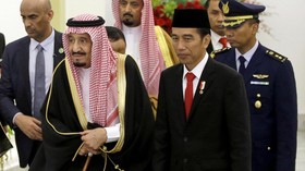 Bisht, Jubah Tradisional Pria-pria Arab