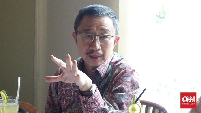 Pembiayaan sepeda motor masih memberikan kontribusi cukup besar bagi pundi Adira yaitu mencapai Rp17,2 triliun atau 56 persen dari pembiayaan baru.