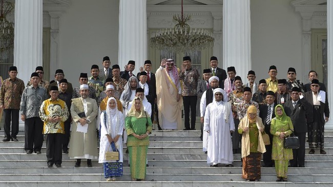 Potret Raja Salman Berkeliling Jakarta di Hari Ke-2
