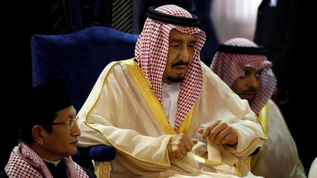 Raja Salman Telepon Putin Bahas Kasus Khashoggi