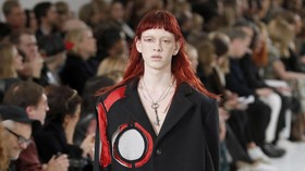 Ketika Maskulin dan Feminin Jadi Satu di Paris Fashion Week