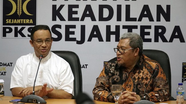 Anies hadir dalam Pelatihan Relawan Advokasi Pemerlu Pelayanan Kesejahteraan Sosial (PPKS) yang digelar DPP PKS secara daring, Minggu (30/10).