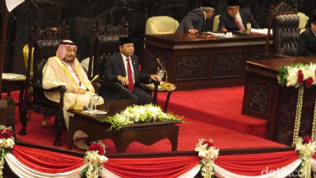 Ketua DPR Setya Novanto menyampaikan permohonan ampunan Raja Salman terhadap TKI yang terkena kasus hukum di Arab Saudi.
