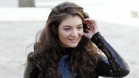 Buka-bukaan Soal Jerawat, Lorde Tuai Simpati Netizen