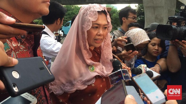 Hasto Kristiyanto menyebut Yenny Wahid akan ditempatkan di posisi yang strategis dalam timses usai menyatakan dukungan kepada Jokowi-Ma'ruf di Pilpres 2019.