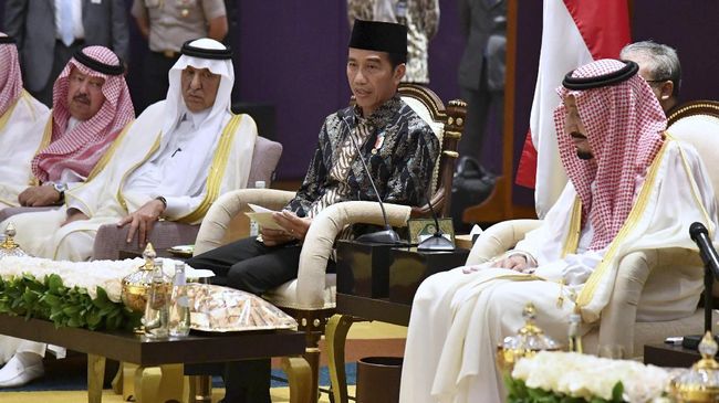 Telepon Raja Salman Jokowi Tunggu Nasib Haji Hingga 1 Juni