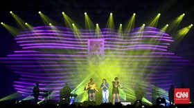 Alunan Suara Penghapus Rindu 'Whitney Houston'