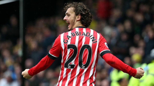 Southampton memantau Manolo Gabbiadini hingga 40 kali sebelum merekrutnya. Keputusan Soton dibayar Gabbiadini dengan enam gol dari empat laga.