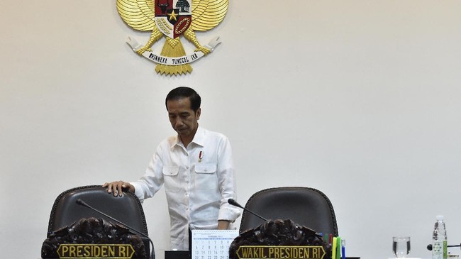 Sejak tahun lalu Jokowi mengingatkan para pembantunya di tim ekonomi untuk tidak hanya mengedepankan pertumbuhan semata, namun juga kualitasnya.