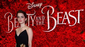 Emma Watson Cekcok dengan Penggemar Beyonce di Twitter