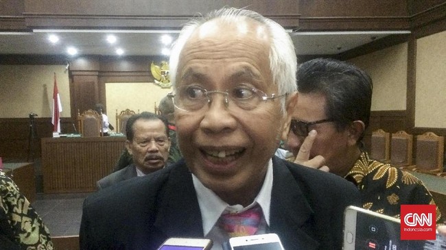 OC Kaligis dan narapidana korupsi lain seperti Suryadharma Ali dan Irman Gusman mengajukan gugatan soal remisi di Pasal 14 UU Permasyarakatan.