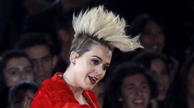 Katy Perry Ajak Taylor Swift Berdamai