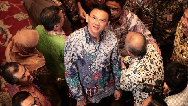 Ahok mengira sidang bakal bergulir hingga larut malam sehingga dia sama sekali tak menyiapkan diri untuk berkampanye di hari perdana putaran kedua Pilkada DKI.