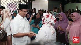 Anies Terbelit Program Rp1 Miliar dan Kampanye di Masjid