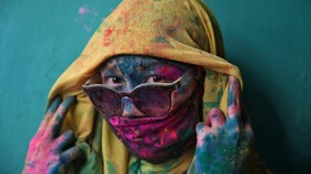 Alasan India Merayakan Holi: Festival Warna, Festival Cinta