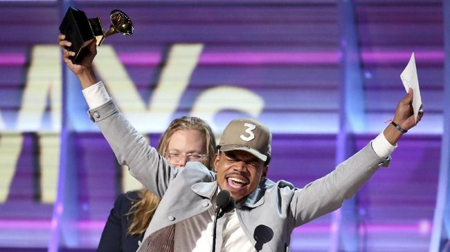 Chance the Rapper memutuskan membeli sebuah kantor berita yang telah ditutup untuk memulai bisnis media dan 'mewarnai' industri pemberitaan di Chicago.