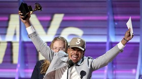 Chance the Rapper Jajal Bisnis Media