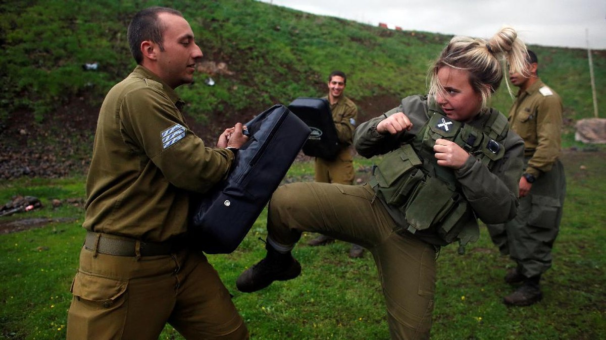 Tentara Perempuan di Garda Depan Militer Israel