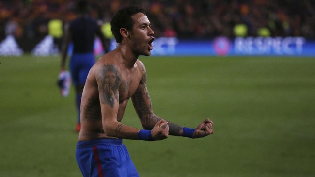 Neymar bakal jadi pemain Brasil keempat yang menyandang status pemain termahal di dunia bila resmi bergabung ke Paris Saint-Germain.