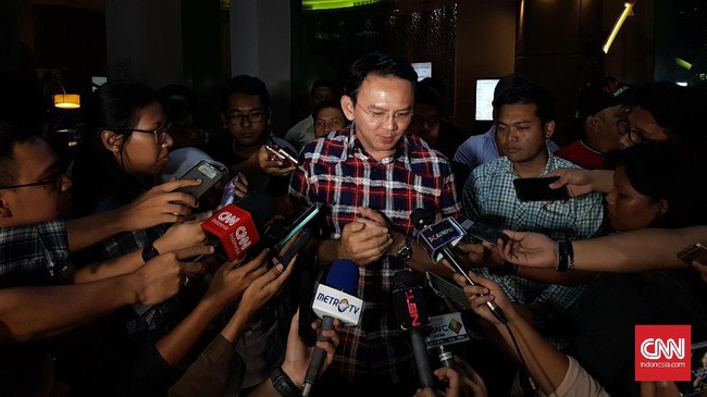 Aktivitas Ahok-Djarot di awal masa kampanye putaran kedua relatif lebih santai dibandingkan Anies-Sandiaga yang menjadi pesaingnya di Pilkada DKI Jakarta.