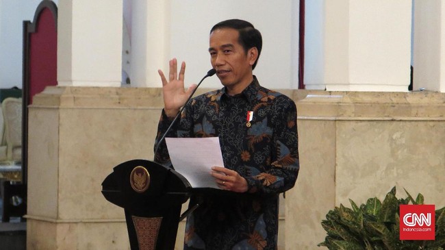 Presiden Joko Widodo telah menerima 21 nama calon Dewan Komisioner Otoritas Jasa Keuangan (OJK). Ia harus menyaringnya menjadi 14 nama untuk diserahkan ke DPR.