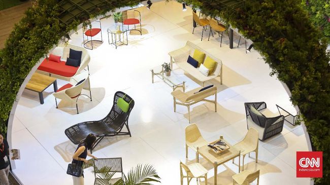 Perajin dan desainer furnitur Indonesia diyakini mampu merambah pasar global. Itu sebab perlu pemantik, salah satunya unjuk gigi di Salone del Mobile.Milano.