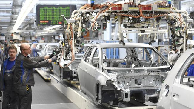 Membahayakan Manusia, Volkswagen Tarik 124 Ribu Mobil Listrik Mobil-mobil Volkswagen yang ditarik bisa memuci berkembangnya kanker pada tubuh manusia.