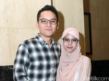 Kata-kata Manis Ben Kasyafani untuk Istri di Ultah Pernikahan